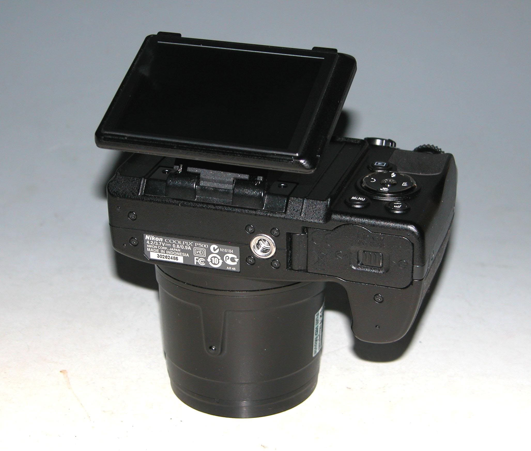 カメラ NikonCOOLPIX p500デジタルカメラ 本体 充電器セット