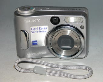 Fujifilm Finepix Z5 CCD Digital Camera Y2K Retro Compact With