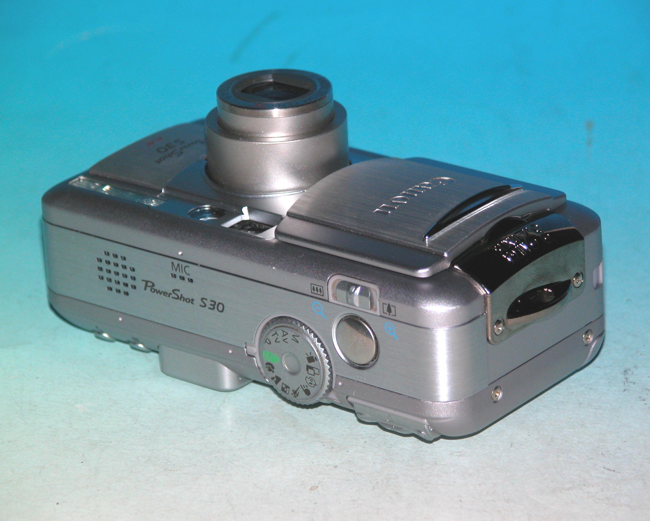 再生品 - Canon PowerShot S30 3.2MP デジタルカメラ - シルバー #0855 