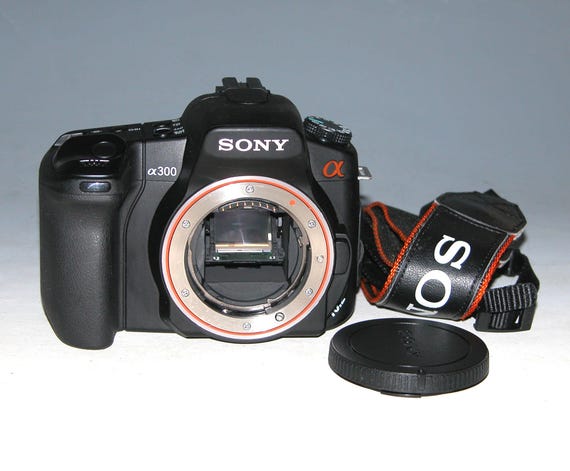 Sony Alpha A300 Digital SLR Camera (body Only) #0134 New