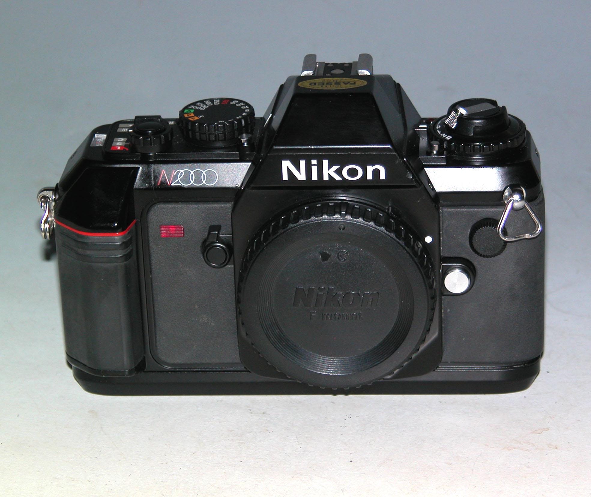 Boîtier Nikon F-301 24x36 - Argentique, Pour Pièces Ou Réparation