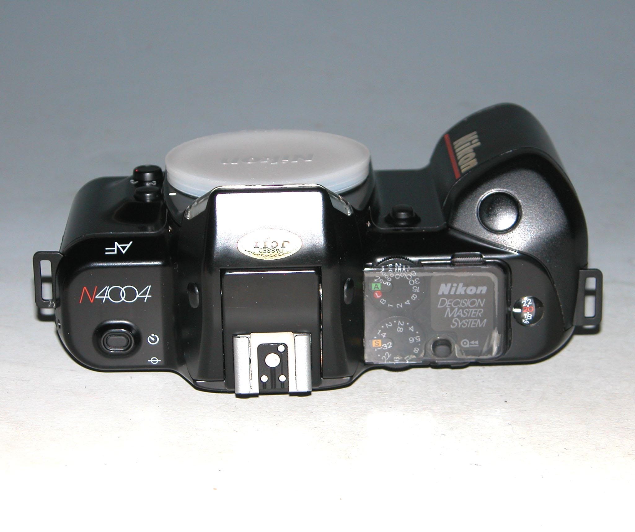 Camera Nikon Nikon N4004: An Early Autofocus Film SLR Film Camera