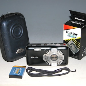 Kodak EasyShare V1003 10.0MP Digital Camera - Black #2594