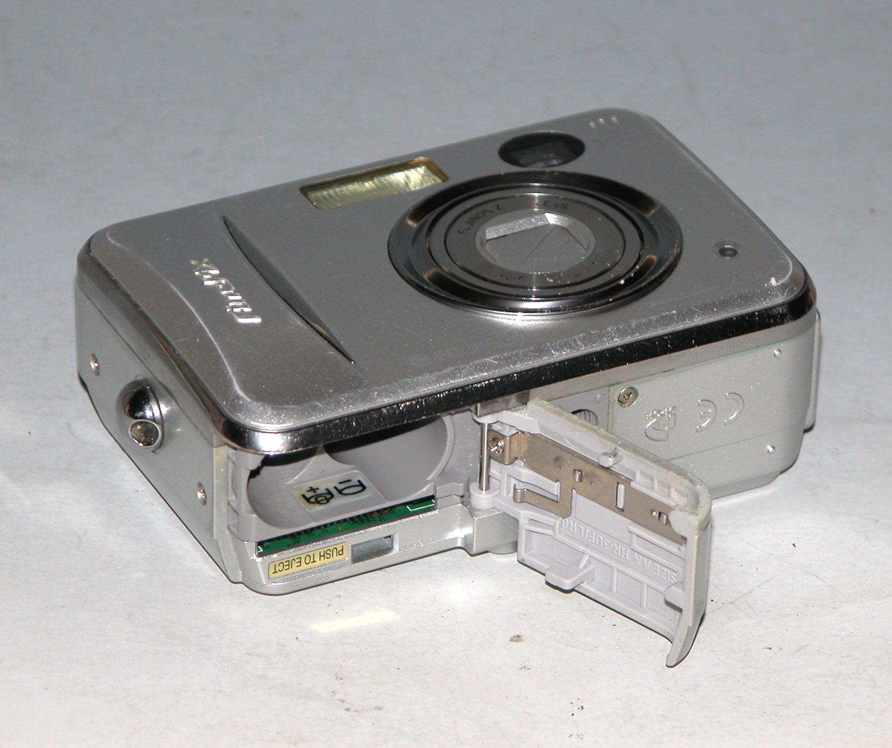 Fujifilm Finepix A345 4.1 MP Digital Camera - Silver #9370