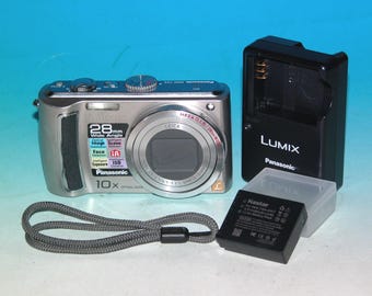 Panasonic LUMIX TZ5 シルバー 新品メモリーカード付き！！＞＞【並品】PANASONIC パナソニック