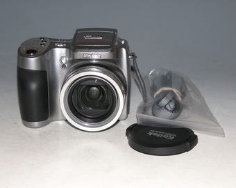 KODAK EasyShare C533 ~ 5.0MP 3倍ズーム ~ デジタルカメラ ~ シルバー