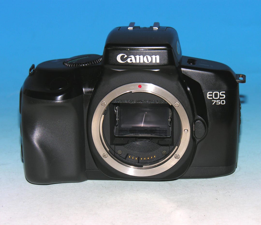 Reconditioned - Canon EOS 750 35mm SLR Film Camera (body Only