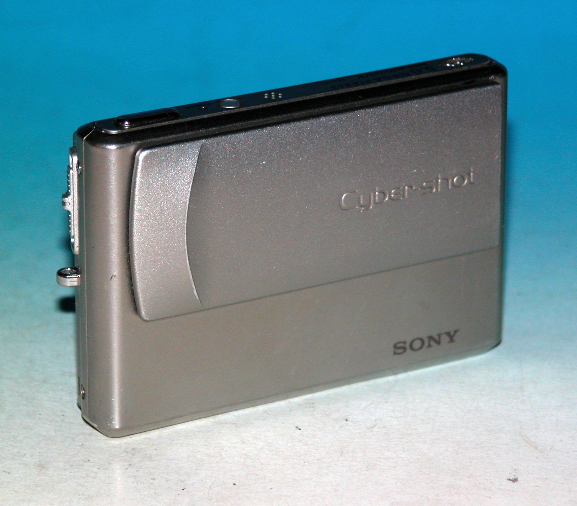 SONY DSC-T1 CCDセンサー ブラック コンデジ Sony Cyber-shot DSC-T1 5.0MP Digital Camera (CCD Sensor Bad) - for