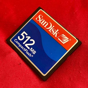 Karta pamięci SanDisk 512 MB CompactFlash (typ I)
