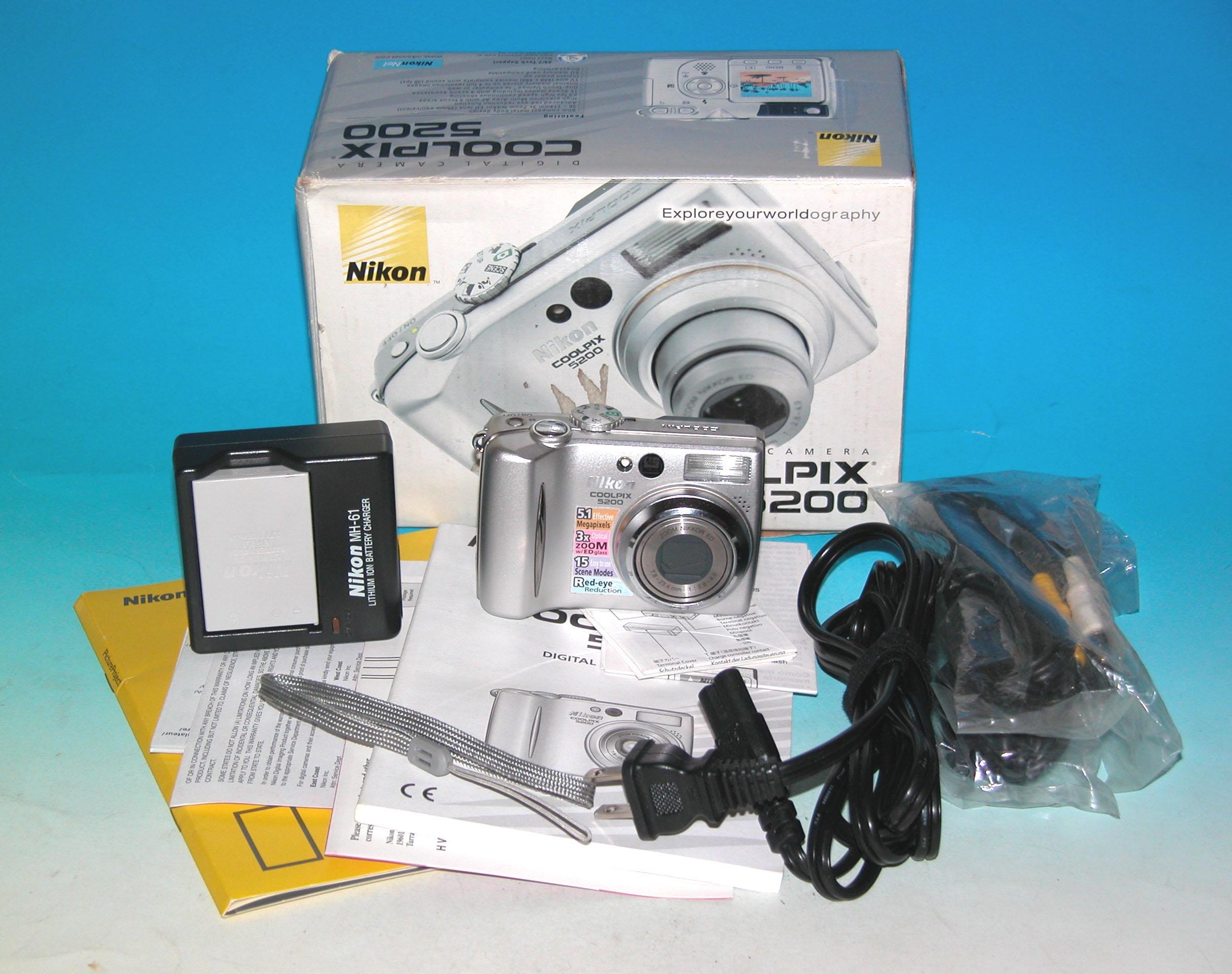 Nikon COOLPIX 5200 5.1MP Digital Camera - Silver #3584