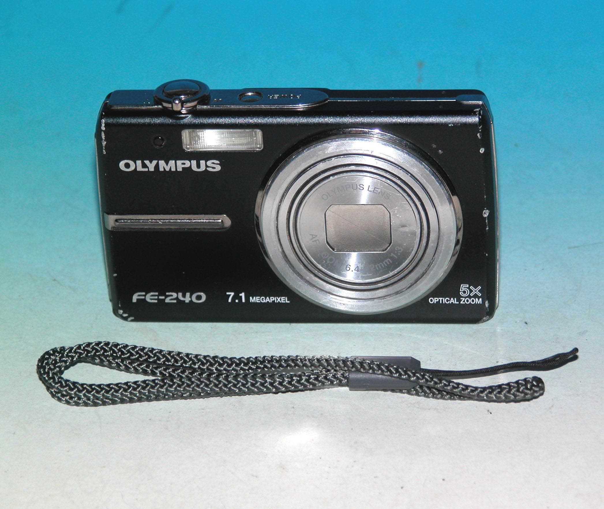 Reconditioned - Olympus FE-240 7.1MP Digital Camera - Black #0538