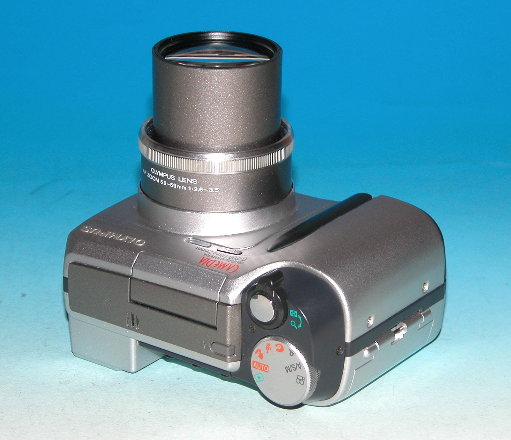 Olympus CAMEDIA C-700 Ultra Zoom 2.1MP Digital Camera - Silver