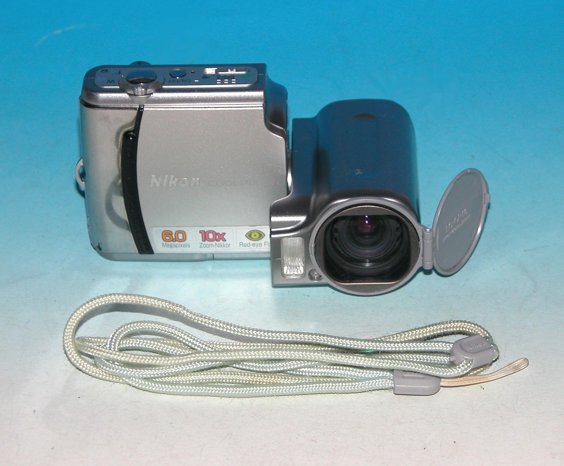 【希少・超美品】【Nikon】【COOLPIX SQ】オールインワンパッケージ レア 美品Nikon COOLPIX SQ（値下げ・超美品NikonCOOLPIX SQ
