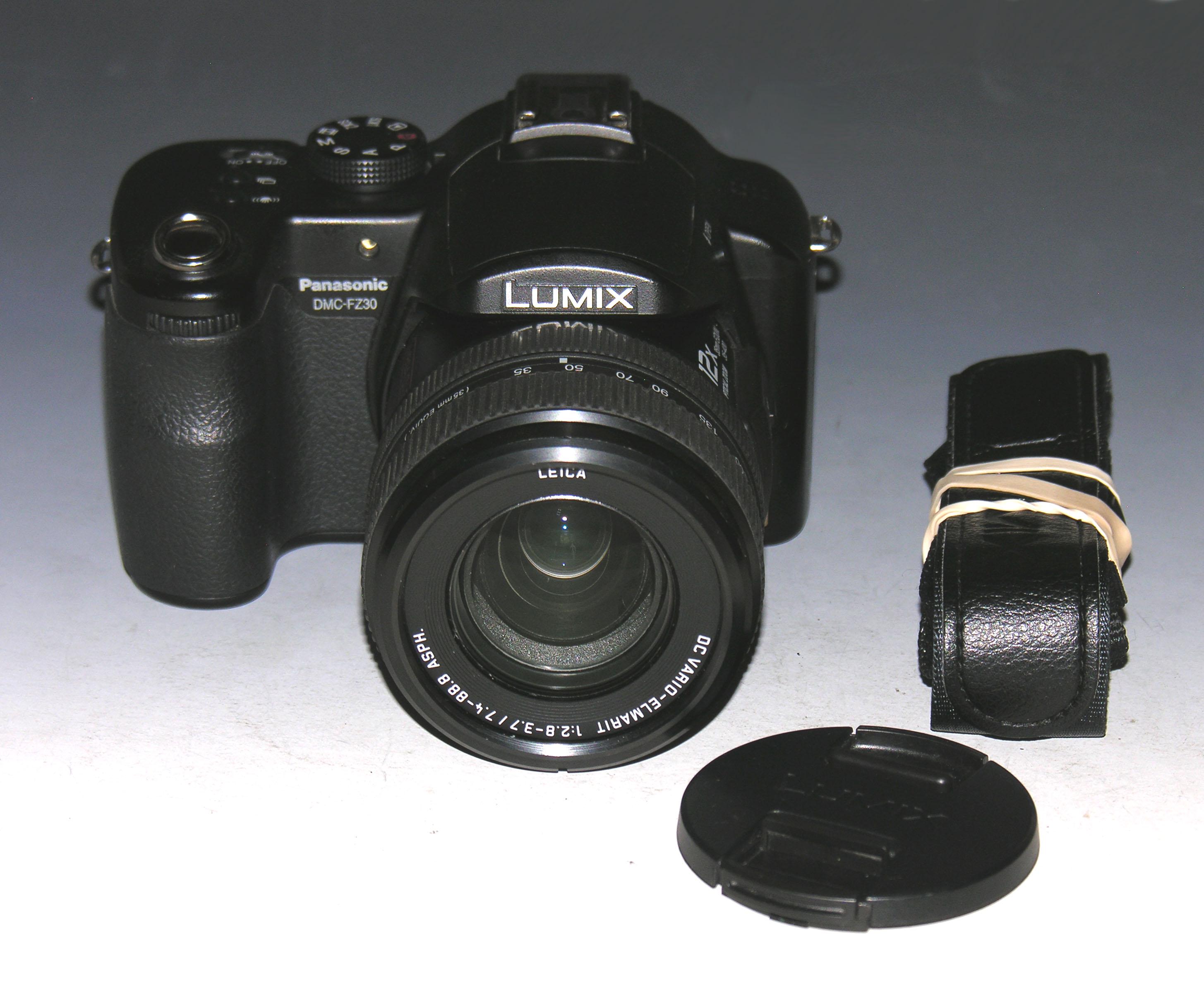 Panasonic Lumix DMC-FZ30 8MP Digital Camera #1157 - New Battery 