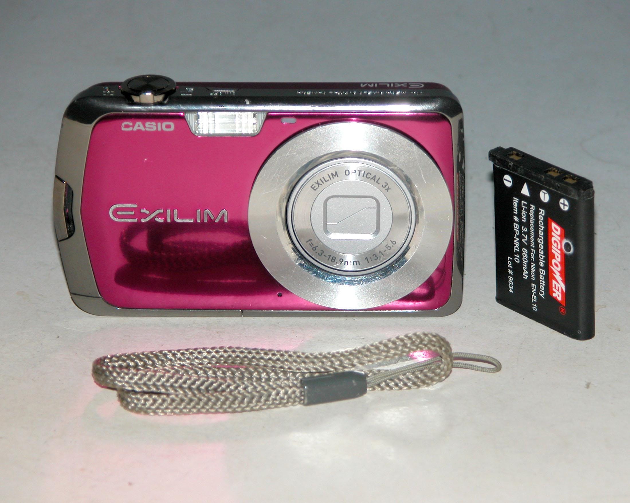 CASIO EXILIM Nikon COOLPIX デジタルカメラ 動作未確認 Nikon S33 vs