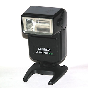 Minoltaフィルムカメラ カメラケース 三脚 フラッシュ Minoltaフィルムカメラ カメラケース 三脚 フラッシュ