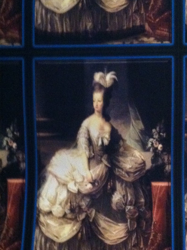 Queen Marie Antoinette Wrapping PaperGift wrap