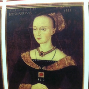 Elizabeth Woodville Wrapping paper/giftwrap