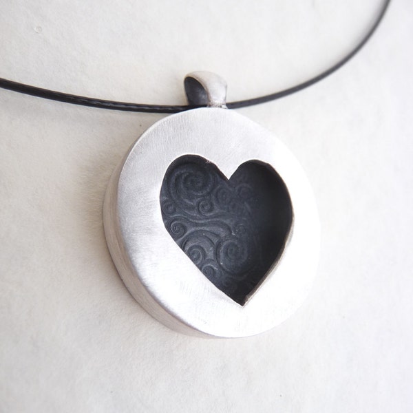 Heart pendant made from fine silver