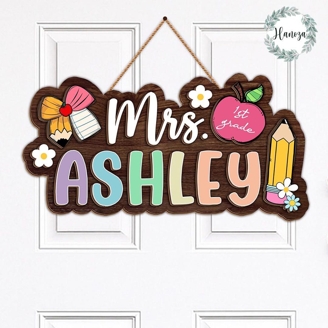 Personalized Teacher Door Hanger, Wood Classroom Decor - Etsy
