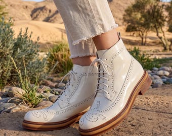 Cream Patent Leather Wingtip Ankle Boots – Brogue Lace-Up, Pigskin Lined, Layered Sole