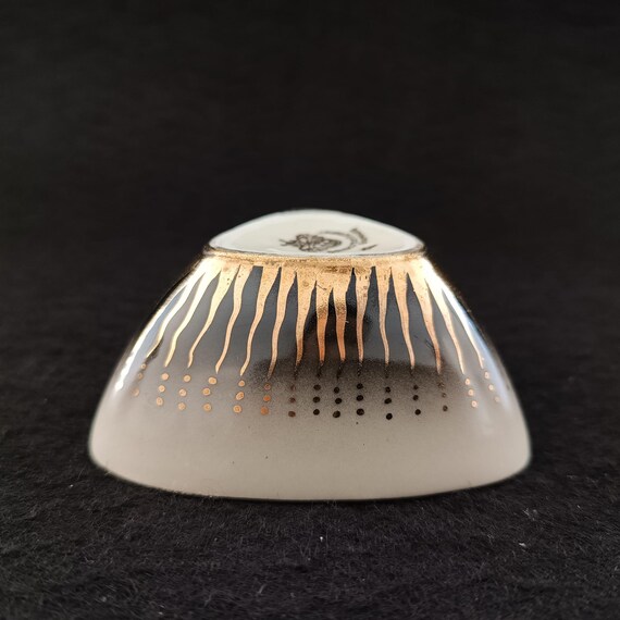 Porcelain Triangular Trinket Box – Schwarzenhamme… - image 5