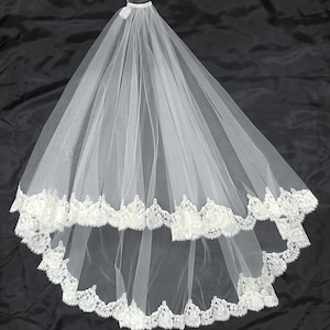 2 Tier French Chantilly Lace Veil