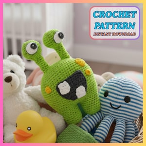 Puede incluir: Una colección de juguetes de ganchillo hechos a mano, que incluye un alienígena verde con ojos grandes, un pulpo azul a rayas, un oso de peluche blanco y un patito de goma amarillo. La imagen incluye el texto "CROCHET PATTERN INSTANT DOWNLOAD".