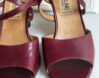 Skórzane szpilki Celine Paris: bordowy pasek na kostkę, rozmiar francuski 37,5. Klasyczny francuski styl vintage.
