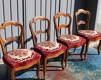 Stoelen in Louis Philippe-stijl met rood fluweel, circa 19e eeuw.