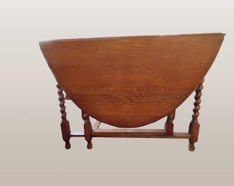 English table 1900 with wings