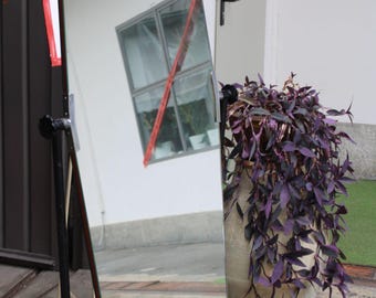 Originele Italiaanse naaisterspiegel uit de jaren 1940