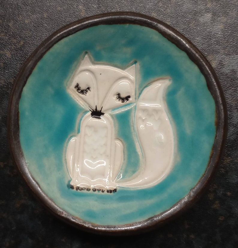 Ring dish with owl or fox, Badger or cat handmade stoneware trinket holder, ring holder Arctic Fox