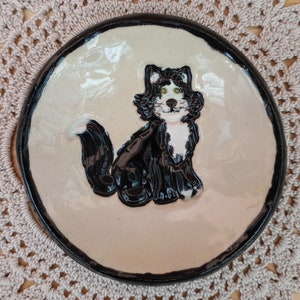 Ring dish with owl or fox, Badger or cat handmade stoneware trinket holder, ring holder Cat 1