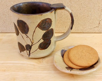 Honesty mug - Cup with honesty seed pods - Botanical pottery - lunaria annua country home decor - cottage chic ceramic tumbler