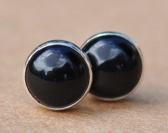 Onyx oorbellen, Sterling Zilver Zwarte Onyx oorbellen hengsten, 6mm ronde cabochon edelsteen sieraden cadeau handgemaakt in het Verenigd Koninkrijk.
