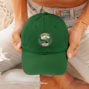 Oregon Vintage Dad Hat, Retro Nature Badge Travel Gift