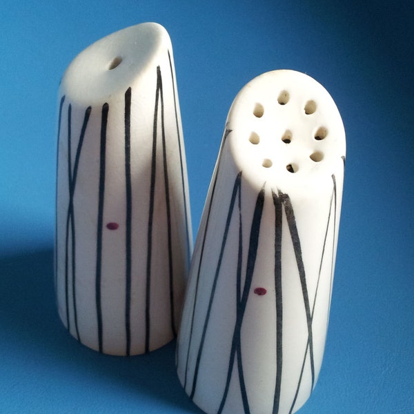 Iconic Salt and Pepper Pots Cruet - Black and White - 1950s Mid Century