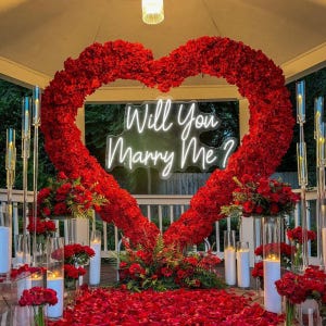 Può includere: Un set di tre tazze in ceramica con finitura opaca e macchiettata. Le tazze sono nei toni del crema, grigio chiaro e grigio scuro. Ogni tazza ha un design semplice e minimalista, ideale per caffè o tè.