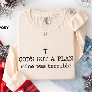 Camiseta Comfort Colors "Dios tiene un plan, el mío fue terrible", camiseta cristiana divertida, camiseta con humor sobre la fe, regalo para mujeres religiosas, camiseta de iglesia a la moda.
