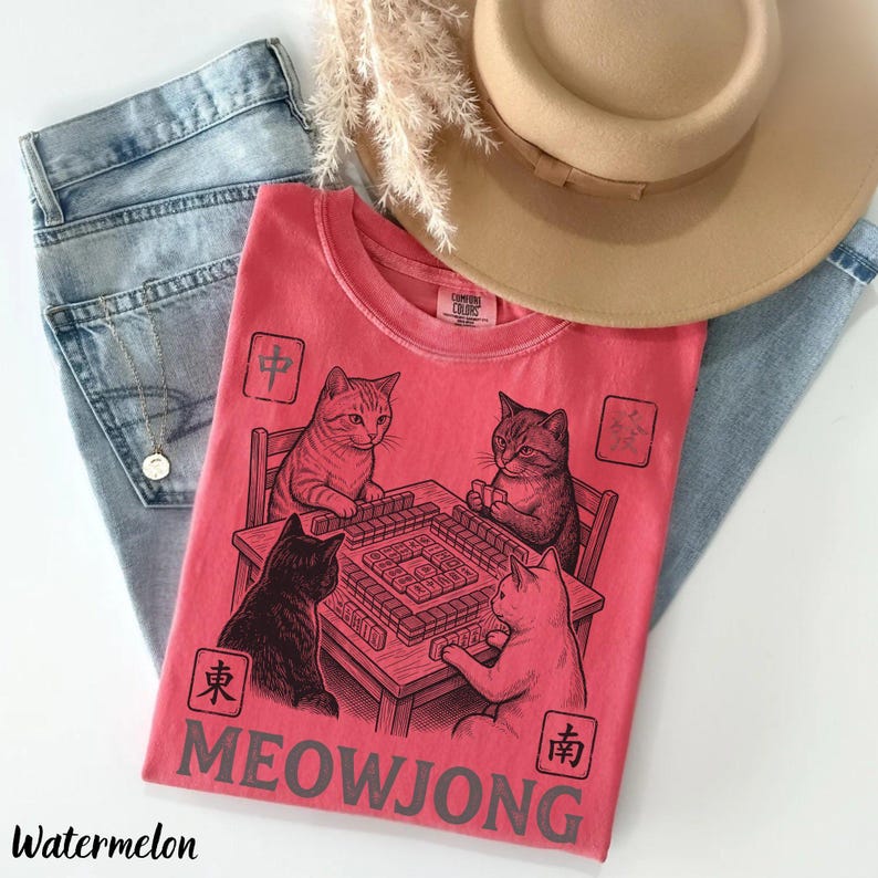 Meowjong Comfort Colors Shirt, Cats Playing Mahjong T-Shirt, Vintage Chinese Tile Game Gift, MahJong Player Present, Cat Mom Tee, Game Lover zdjęcie 13