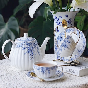 Juegos de café de cerámica hechos a mano / Juegos de té de la tarde de estilo europeo / Juegos de té de porcelana azul y blanca / Tazas de café de cerámica / Juegos de té vintage