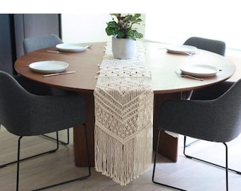 Handgemachter Makramee Tischläufer, Boho Baumwollquasten, 265 cm