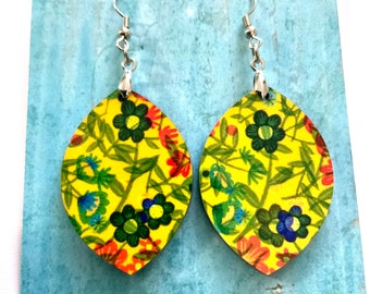 Wood Dangle Trendy Floral Earrings