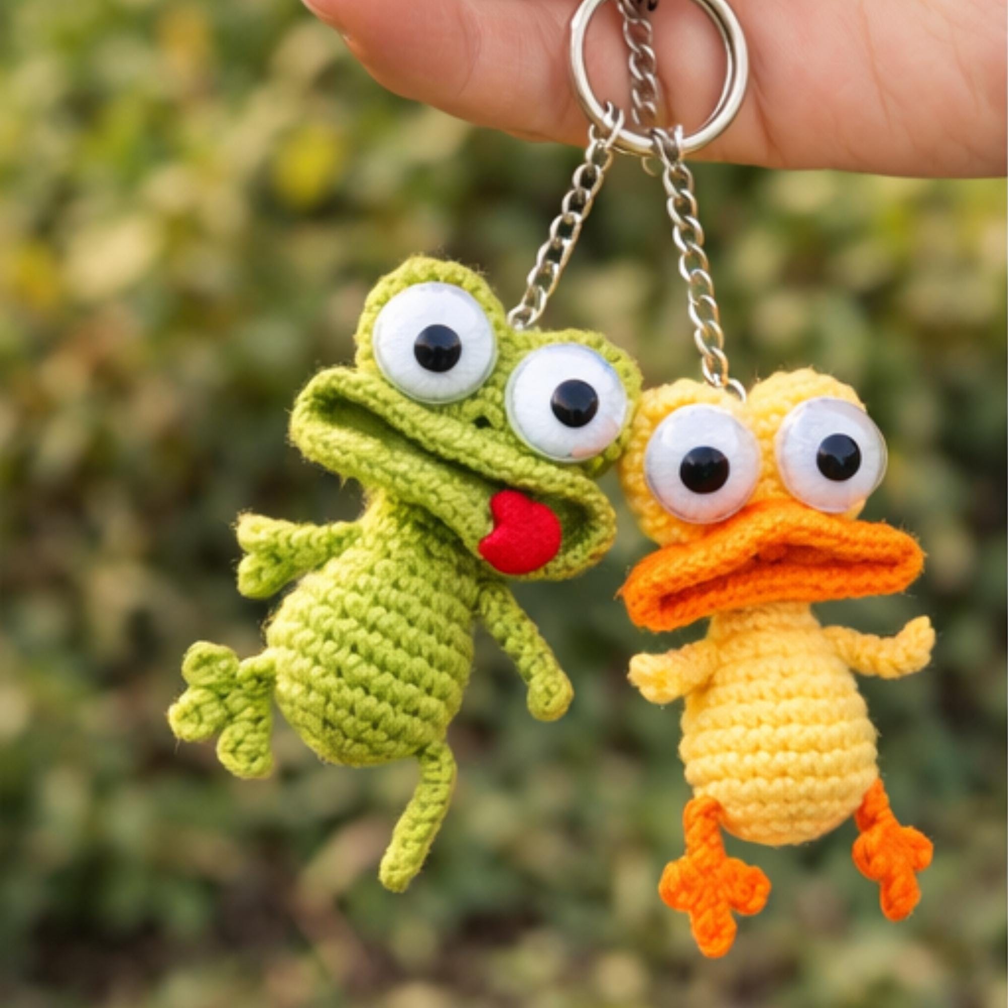 38 Frog Crochet Patterns for Amigurumi, Bags, Decor, and Gifts 32 Crochet Frog-Chick Rooster Keychain Pattern Amigurumi