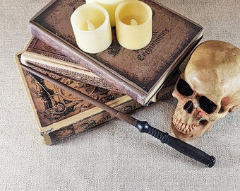 Black Handle Wizard Wand / Wood Magic Wand / Fantasy Wand / Handcrafted Wand