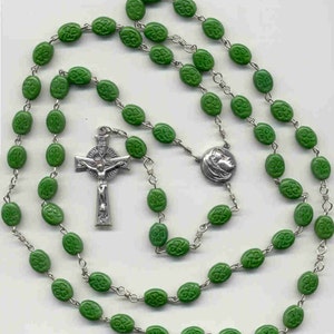 Green Shamrock Bead Handmade Catholic Rosary with Celtic Crucifix image 2