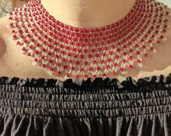 Boho Perlen handgefertigte Spitzenkragen Halskette, aufwendige Netting Statement Choker, Geschenk zum Valentinstag
