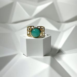 Bague Bohème Réglable En Acier Doré Avec Pierre Verte Imitation - Neuf Avec étiquettes