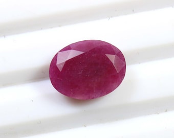 Rubí rosa facetado, forma ovalada, sin calentar (3,50 cts)